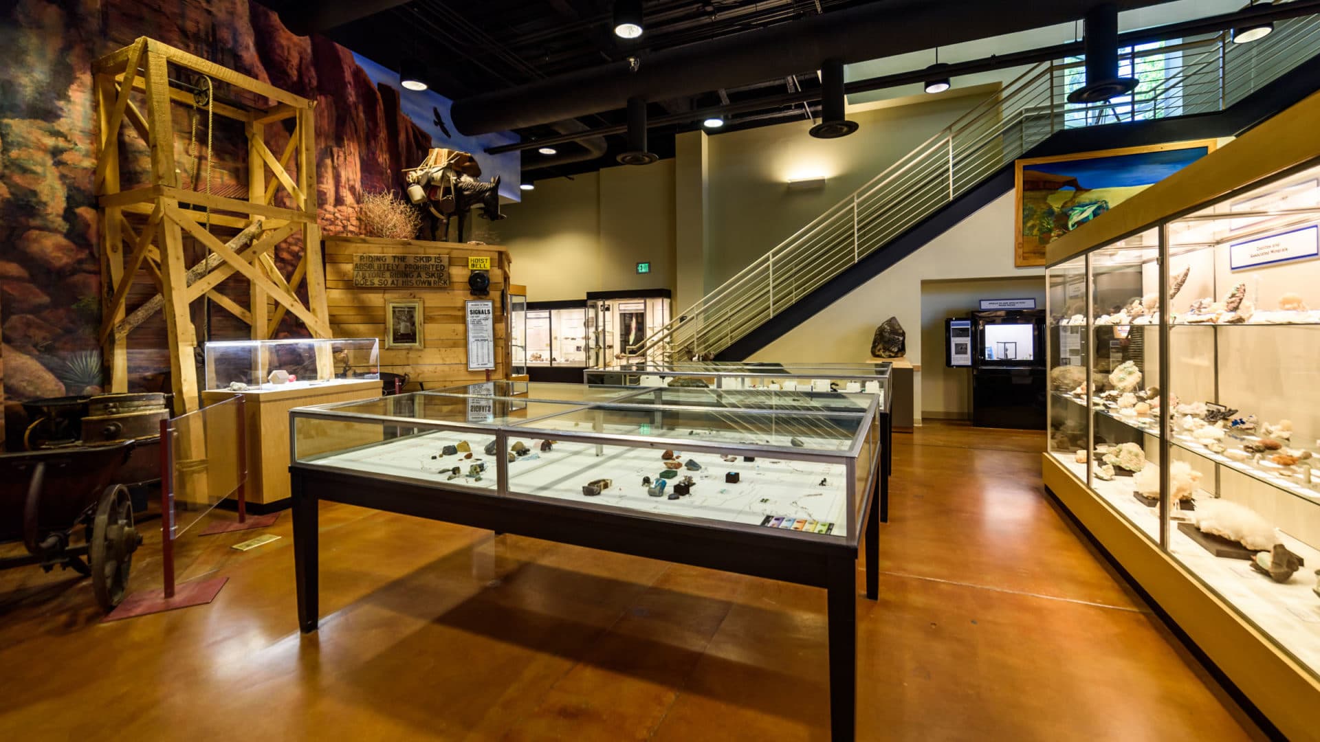 Mines Museum of Earth Science