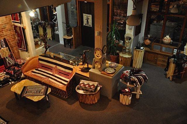 Toh-Atin Gallery
